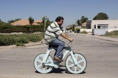 ambiente, green economy, green, sologreen, bicicletta, bicicletta di cartone, mobilità sostenibile, Izhar Gafni, notizie